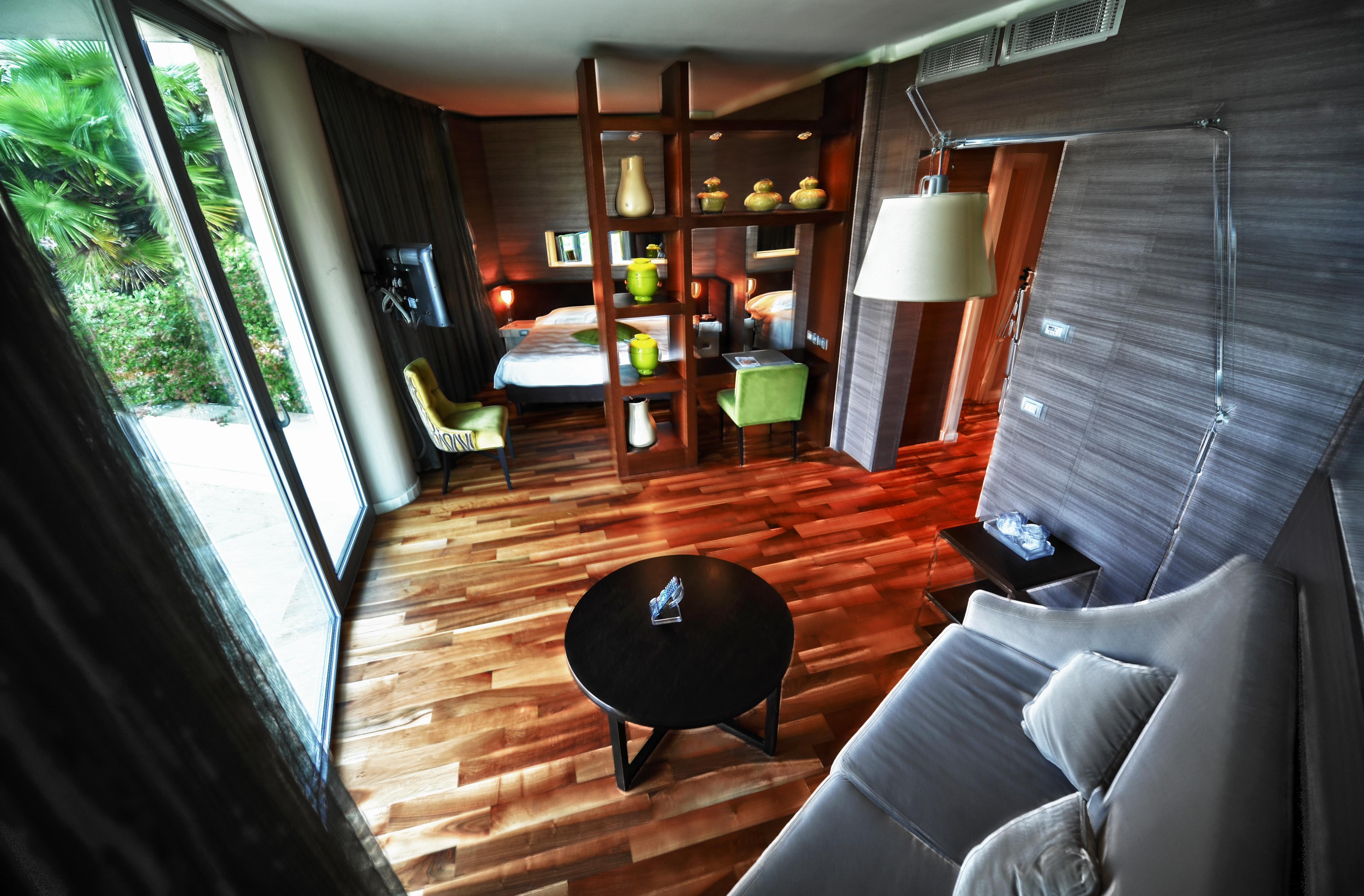 ホテル Pisa Tower Plaza エクステリア 写真 A room at the hotel