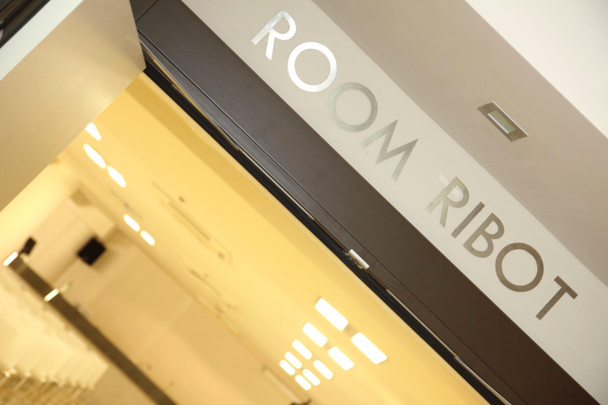 ホテル Pisa Tower Plaza エクステリア 写真 Room Robot